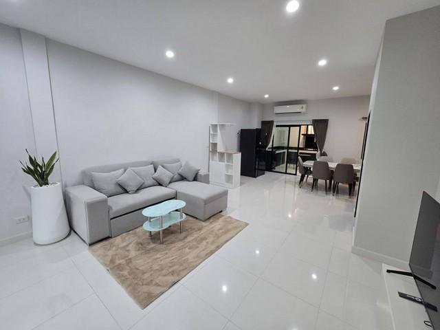 ให้เช่า ทาวน์โฮม 3 ชั้น โครงการ คอร์ดิซ แอท อุดมสุข ซอยอุดมสุข 39 สไตล์ Modern พร้อมเข้าอยู่ 4