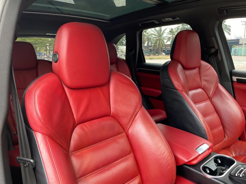 2015 Porsche Cayenne · Suv · ขับไปแล้ว 97,000 กิโลเมตร รูปที่ 8