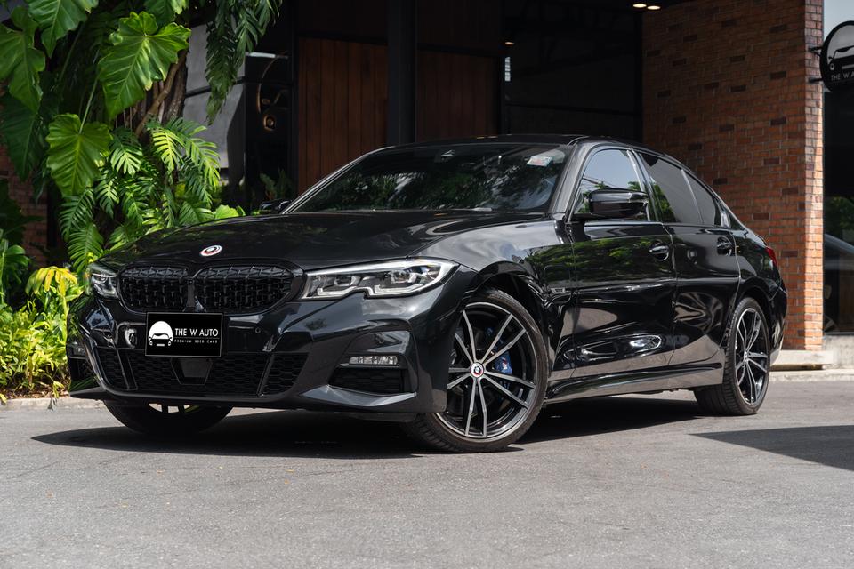 “Mercedes-Benz CLS220d AMG Premium” ปี 2023