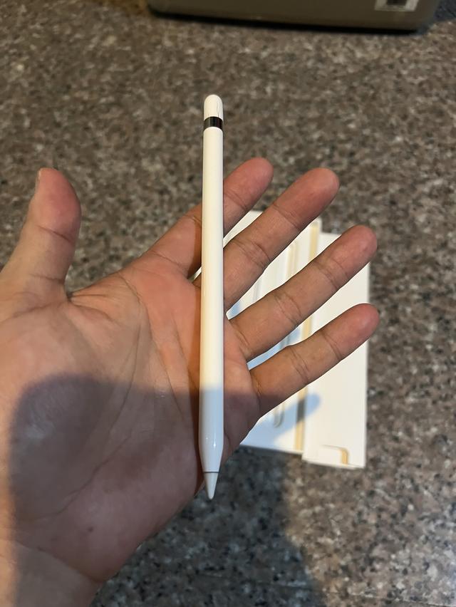 ขายApple Pencilของแท้สภาพสวยๆยกกล่องใช้งานดีถูกๆๆ