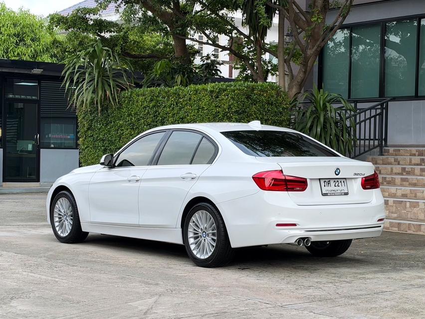 2018 BMW 320D F30 LCI รถมือเดียวป้ายแดง รถออกศูนย์ BMW THAILAND รถวิ่งน้อย เข้าศูนย์ทุกระยะ รถไม่เคยมีอุบัติเหตุครับ รูปที่ 6