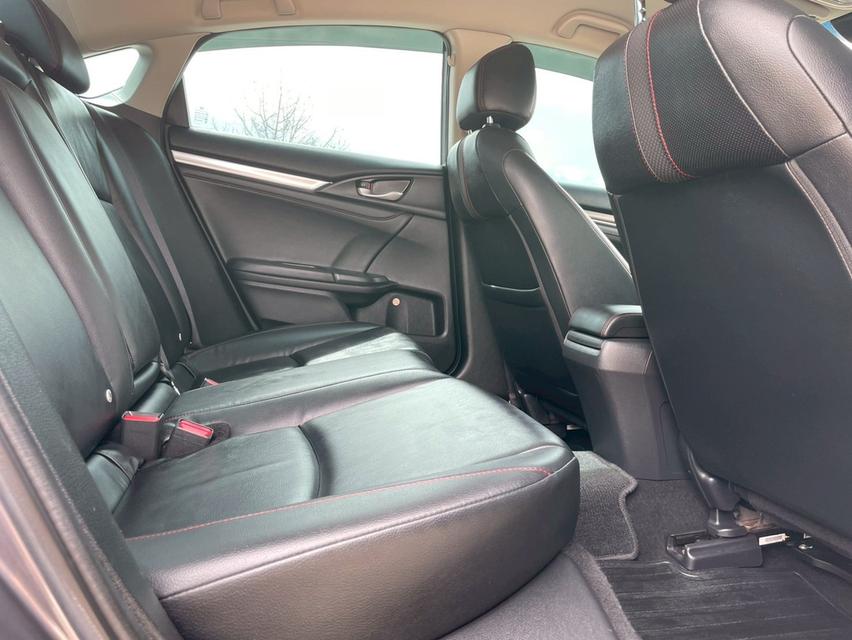 HONDA CIVIC FC  1.5 RS TURBO (MNC)  TOP  ปี 2019 สีเทา  เกียรออโต้  7