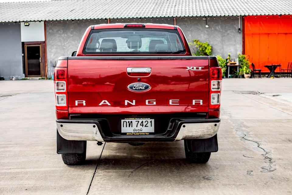 Ford Ranger Hi-lander 4ประตู 2.2 XLT เกียร์ MT ปี 2013 สีแดง สภาพดี 8