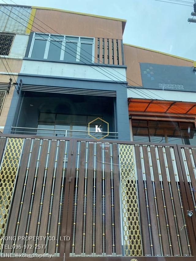 ให้เช่าโกดัง เอกชัย บางน้ำจืด สมทรสาคร ขอ รง ได้ พื้นที่รวม 650 ตรม 1