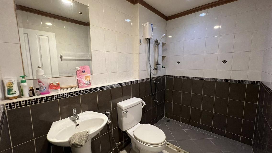 ขาย ทาวเฮ้าท์3ชั้น บ้านกลางเมือง ศรีนครินทร์ 46 บ้านหัวมุมติดสโมสร ทั้งโครงการมีแค่2หลัง 14