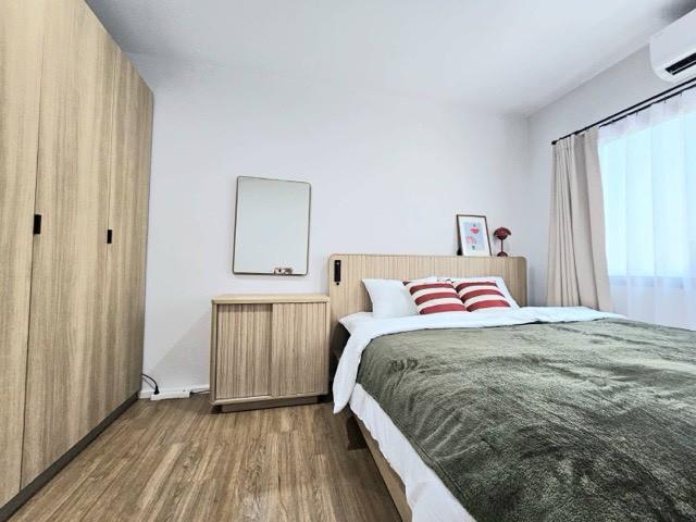 ให้เช่าทาวน์โฮม 3 ชั้น บ้านกลางเมือง พระราม 9 กรุงเทพกรีฑา บ้านพร้อมอยู่บ้านใหม่ตกแต่งครบ ใกล้ โรงเรียนBrighton College Wellington College 6