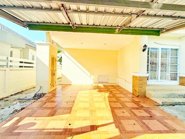 ปราจีนบุรี 1 กม. ใหม่สุด นิคมอุตสาหกรรม 304 ซีเจ ตลาดโป่งไผ่ 1.2 กม.ให้เช่าบ้านเดี่ยว 2นอน 2น้ำ 7