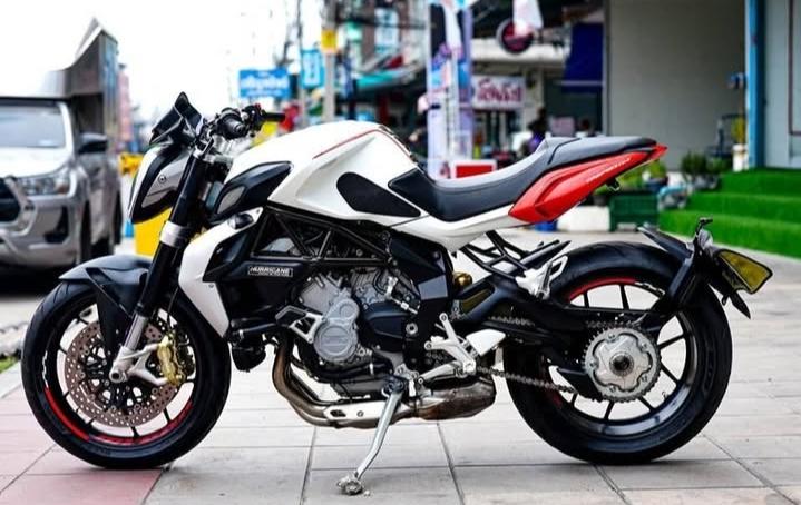 2013 Mv Agusta  Brutale800  3