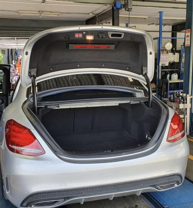 Mercedes-Benz C300 AMG topสุดในซีรีย์ รถพร้อมใช้งาน รูปที่ 5