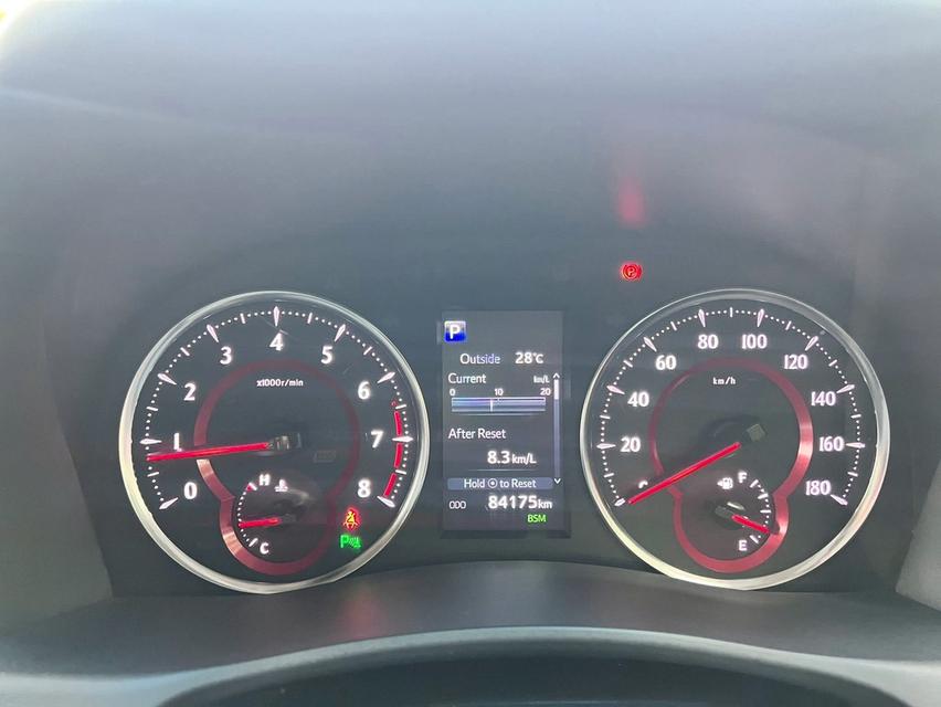 รหัสรถ PAT2191 Toyota Alphard 2.5 Sc Package ปี 2019 สีขาว 19