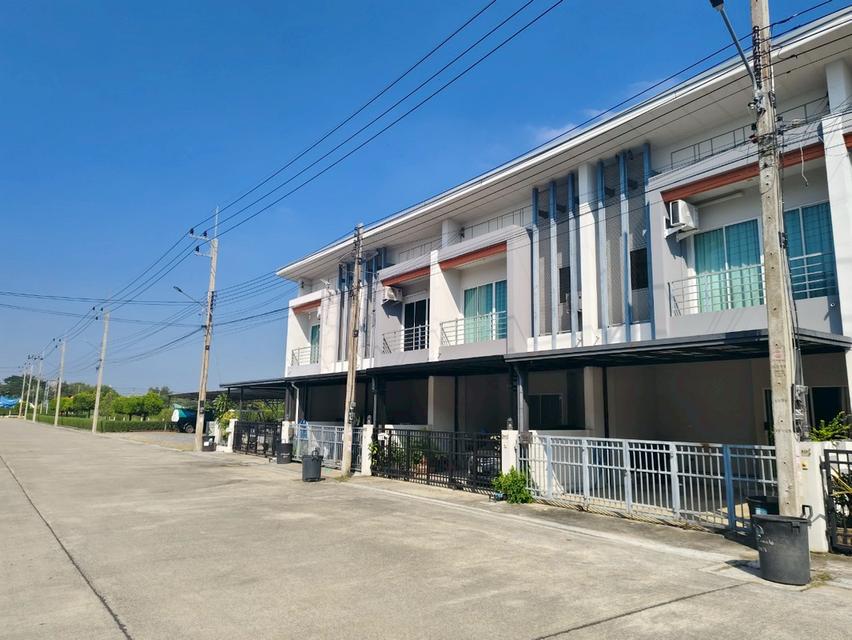 หมู่บ้านไนน์ คาแนล รังสิต-คลอง 8 ถนนรังสิต-นครนายก ต.ลำผักกูด อ.ธัญบุรี จ.ปทุมธานี 2