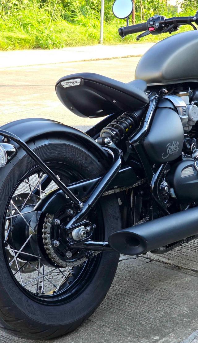 Triumph Bonneville Bobber ปี 2020 4