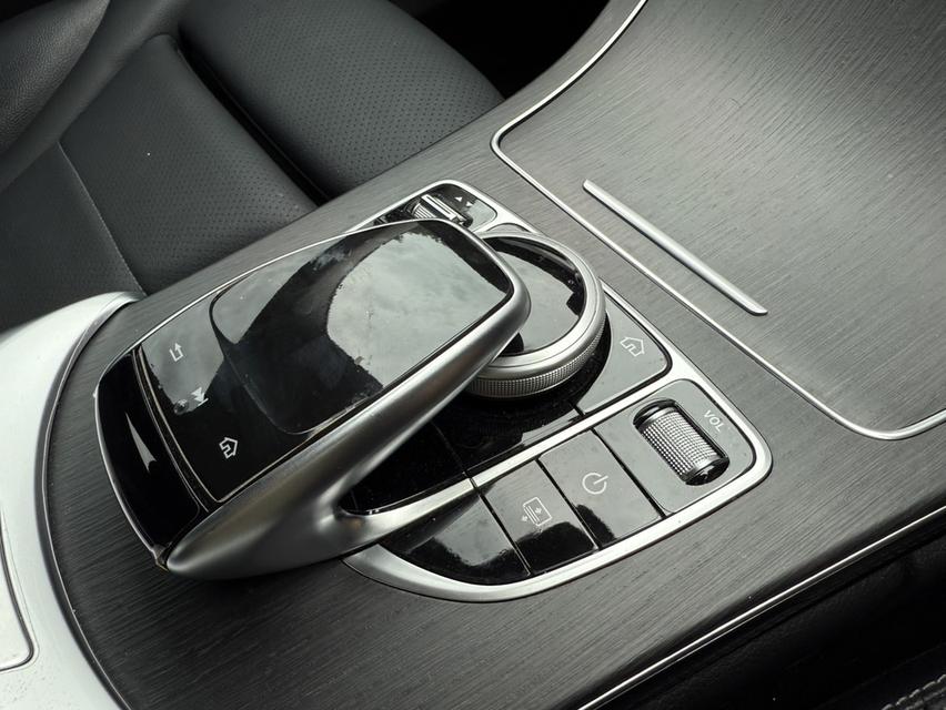 Benz C220d Avantgard ดีเซลล้วน W205 ปี 2019 13