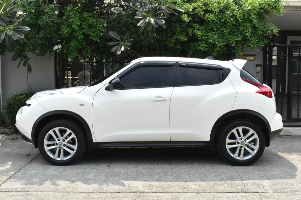 Nisssan Juke 1.6V auto  2