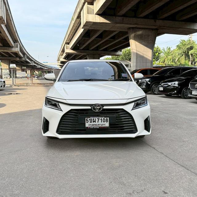 Toyota YARIS ATIV 1.2 Sport AT ปี 2024 รถสวยมือเดียว ไมล์น้อย