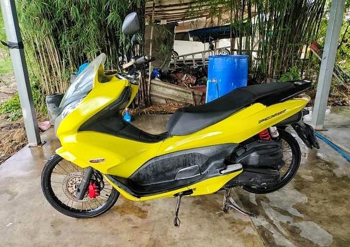 Pcx สีเหลืองสดใสส 2