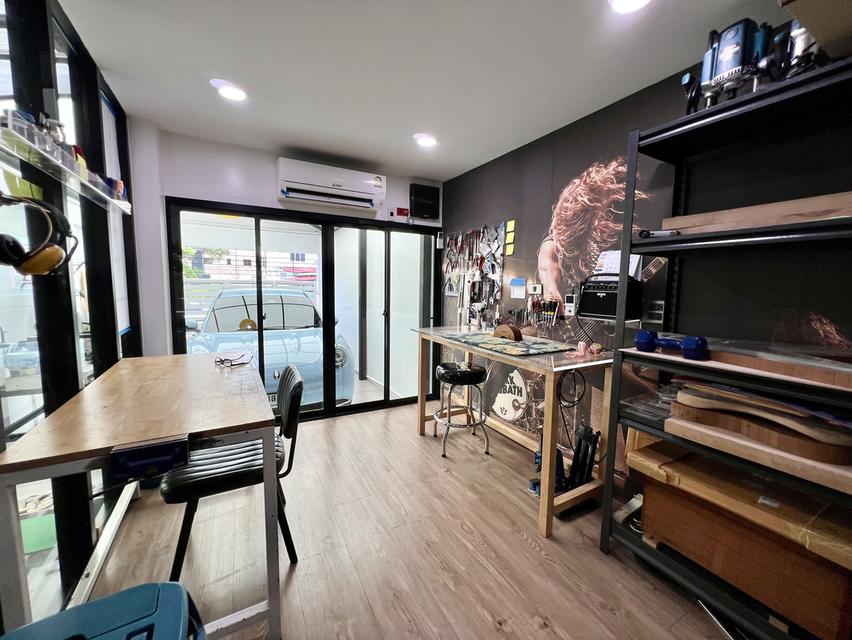 เจ้าของขายเอง ทาวน์โฮม 3 ชั้น หมู่บ้าน วี เค โฮม (V.K.Home) ท่าข้าม 7- อนามัยงามเจริญ25 20