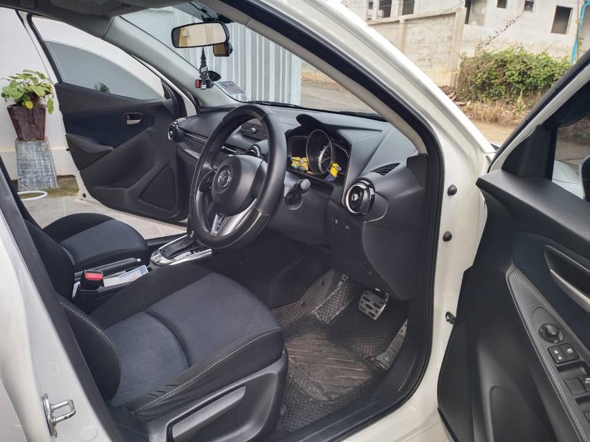 Mazda 2 skyactive 6