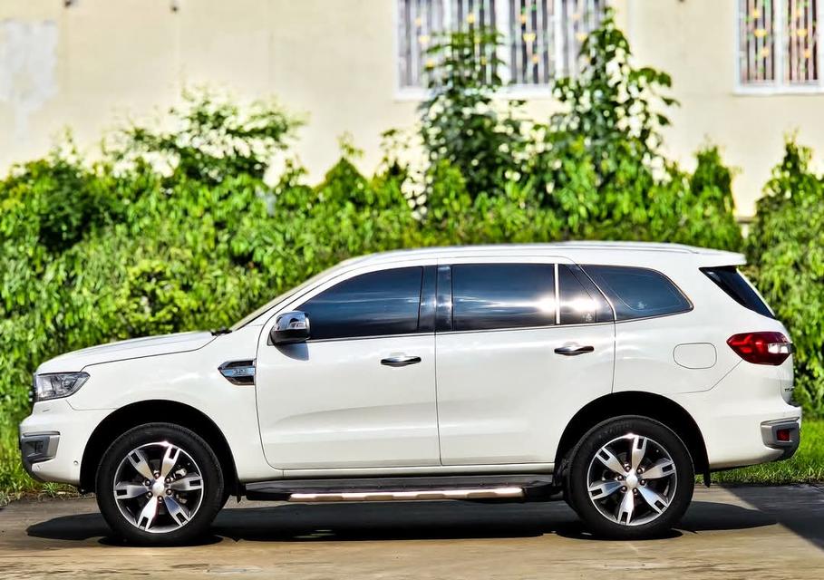 FordFord Everest