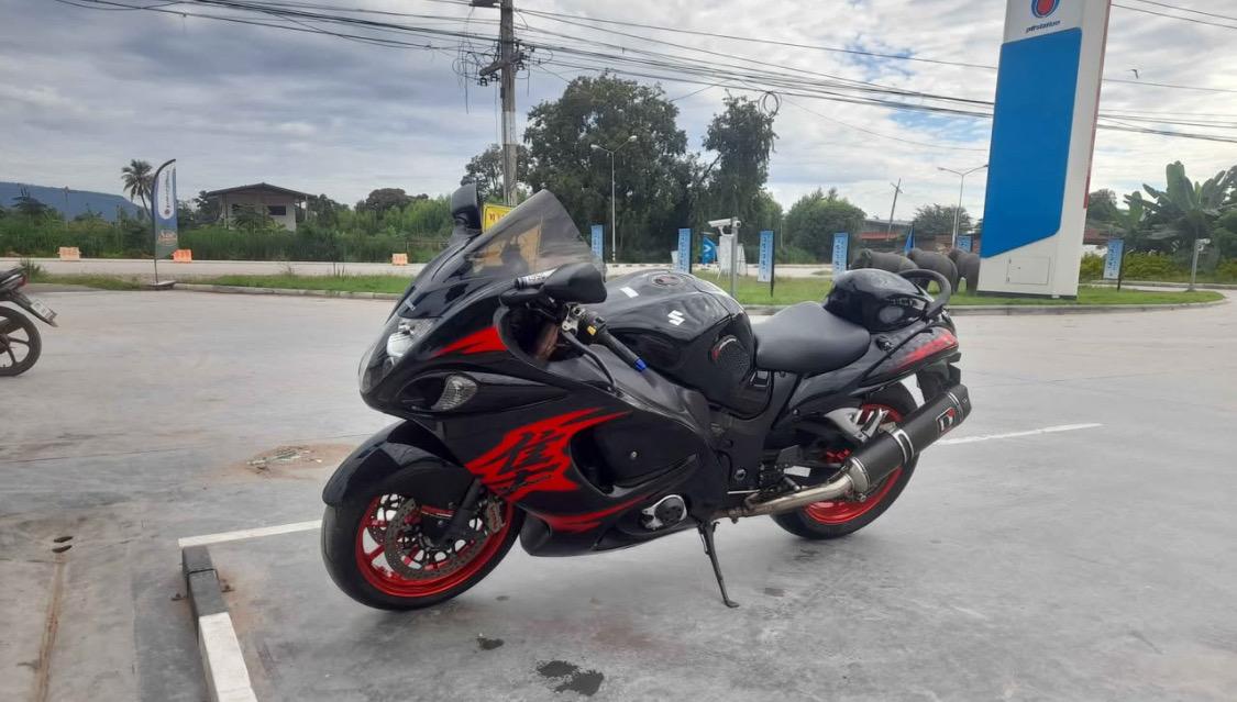 Suzuki Hayabusa GSX 1300 R ปี 2011 2