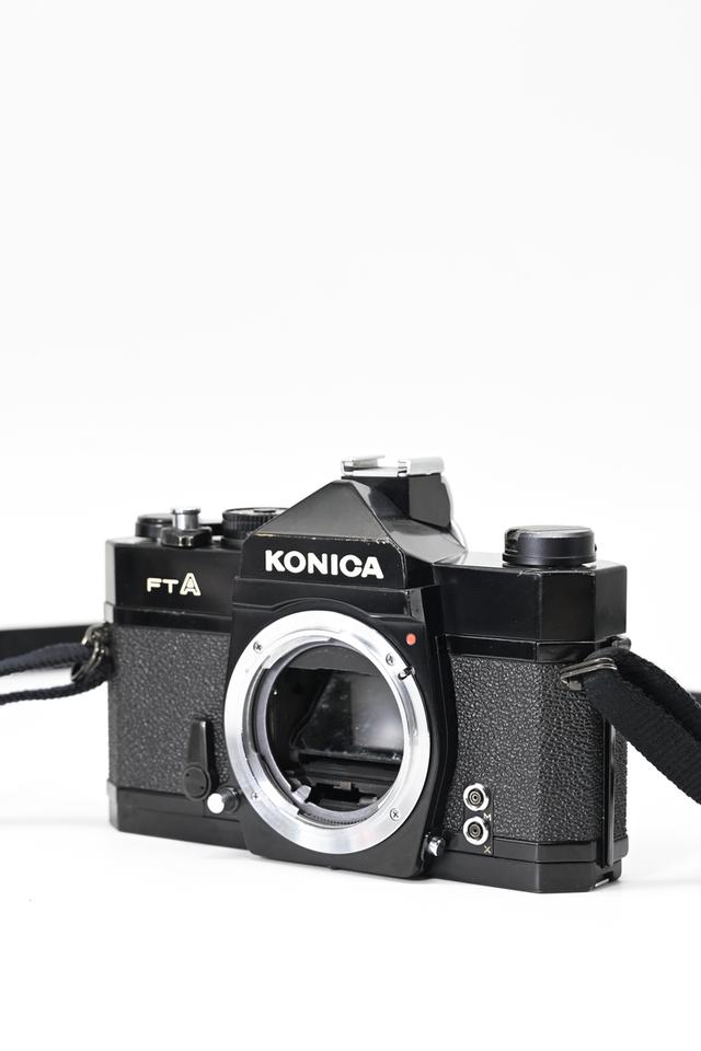 กล้องฟิล์ม Konica FTA 2