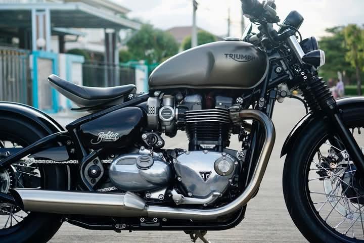 Triumph Bonneville Bobber สภาพดี 5