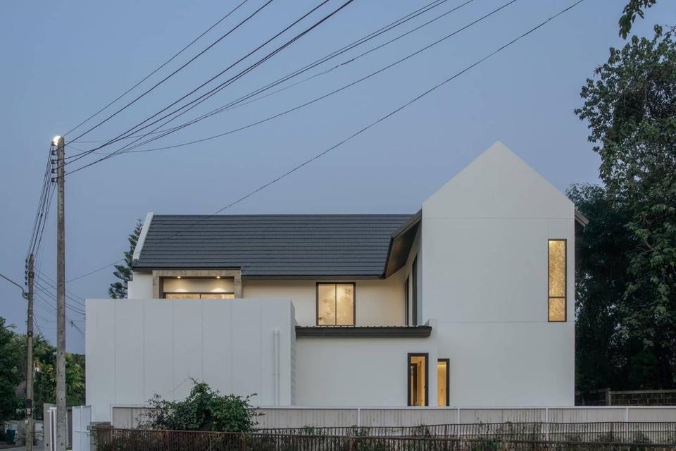 🏠 ขายบ้านเดี่ยว 2 ชั้น 5 นอน 5 น้ำ เพียง 10.9 ลบ. สวยคุ้มพร้อมอยู่! ✨ 2