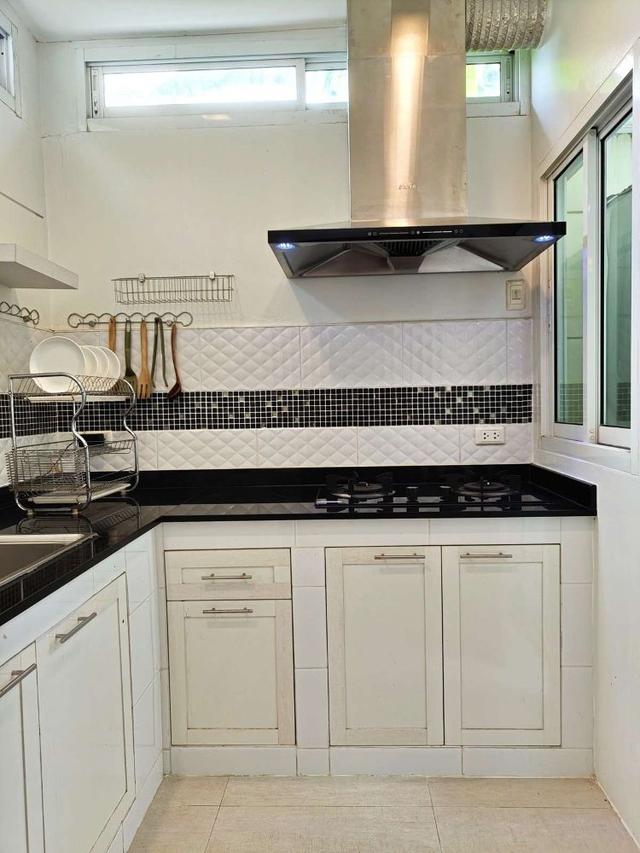 ขายทาวน์โฮม 3 ชั้น โครงการPremium Place 9 ฟังก์ชั่นครบ หน้าบ้านต่อเติมพร้อมใช้งานค้าขาย-ทำธุรกิจได้ ทำเลดี เดินทางสะดวก 5