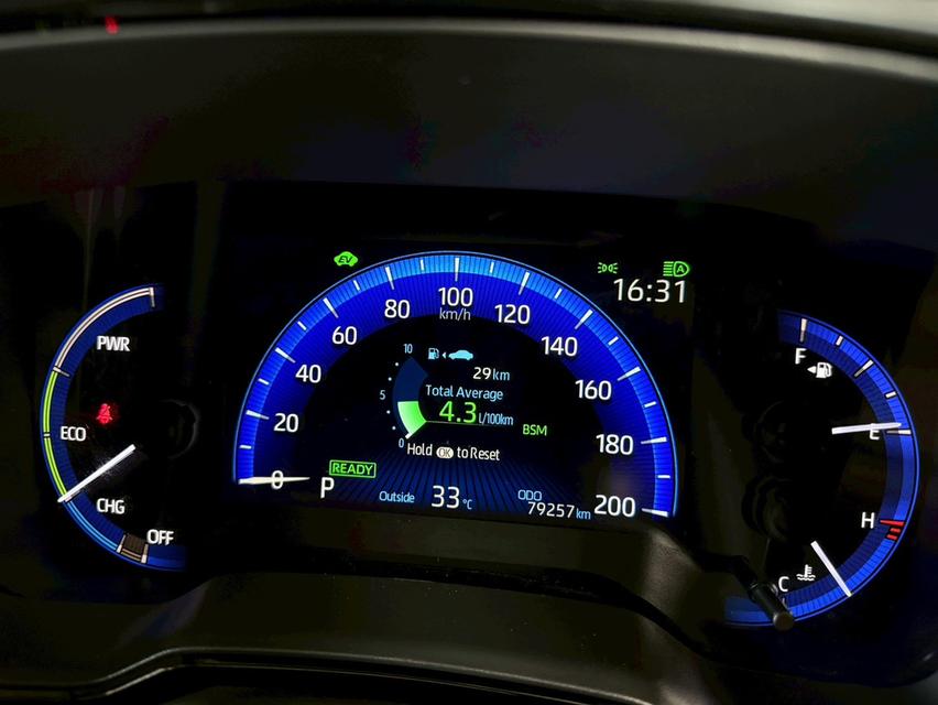 ปี 2023 TOYOTA COROLLA CROSS, 1.8 HYBRID GR SPORT สีขาว ตัวท็อปสุดหลังคาซันรูฟ 14