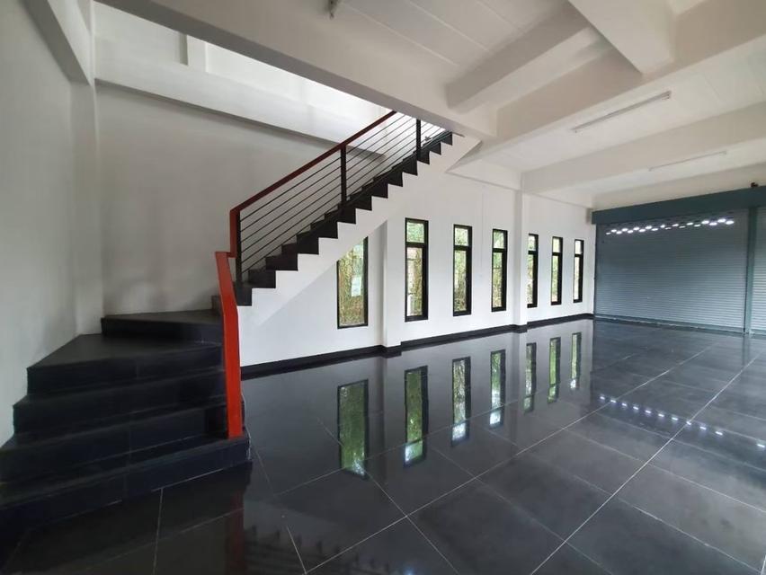 ขายอาคารพาณิชย์ 3 ชั้นใหม่ ทำเลทอง ติดถนนพหลโยธินเส้นหลัก  ลพบุรี เหมาะสำหรับทำ คลินิก คลินิกฟัน (ชั้นบนหมออยู่ได้เลย) ออฟฟิศ สำนักงาน ร้านอาหารสวยๆ  6