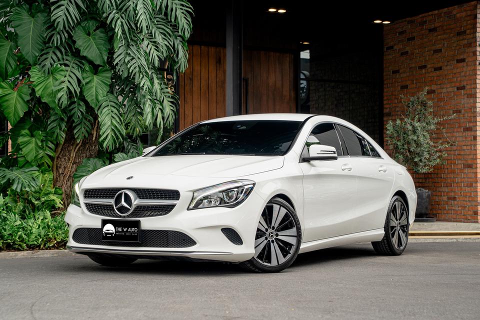 Mercedes-Benz CLA200 Urban โฉม Facelift ปี 2019