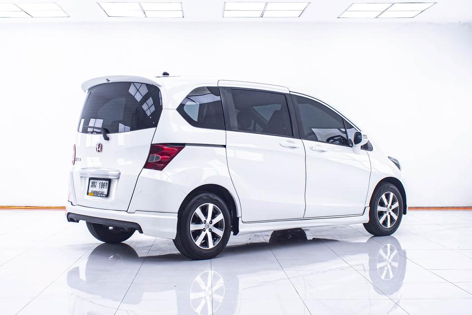 รหัสรถ 1D833 FREED 1.5 SE 2012 3