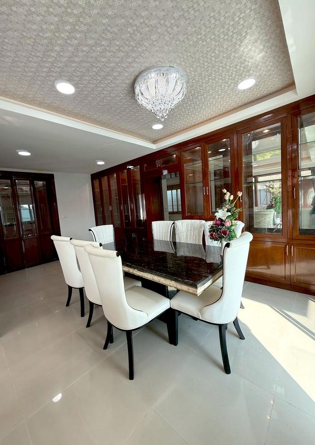 ขายบ้านหรู เสนาเเกรนด์โฮม รังสิต - ติวานนท์ (หลักหก) มีสระน้ำ 6