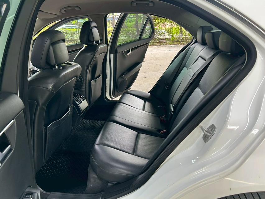 🚗 2013 Mercedes-Benz C200 CGI BE AT รูปที่ 18