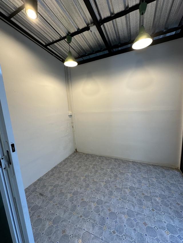 ขายทาว์นโฮม 3 ชั้น พร้อมอยู่ บิ้วอินทั้งหลัง  ทำเลดีมาก ใกล้รถไฟฟ้าสีชมพู สถานีบางชัน 6