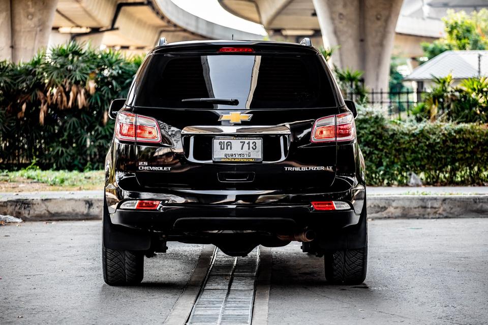 CHEVROLET TRAILBLAZER 2.5 LT ดีเซล ปี 2017 สีดำ รถครอบครัว 7 ที่นั่ง สภาพดี  7