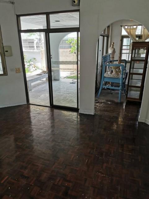 ขาย บ้านเดี่ยว หลังมุม สไตล์วินเทจ ซอยเย็นอากาศ 1 สาทร เงียบสงบ ใกล้ One Bangkok 3