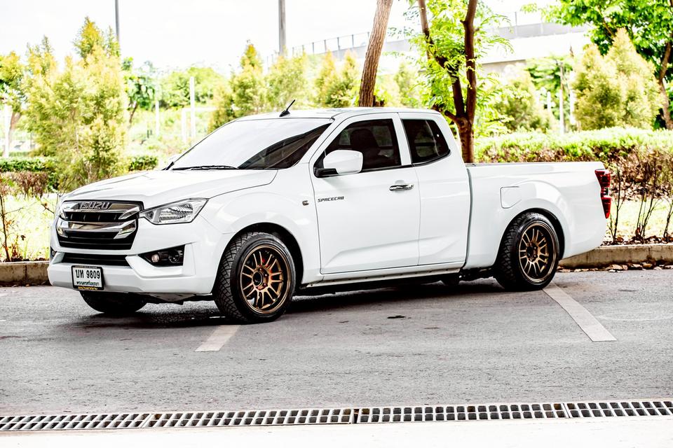 ISUZU D-MAX SPACECAB 1.9 Ddi S ปี 2020 สีขาว มือเดียวป้ายแดง 8