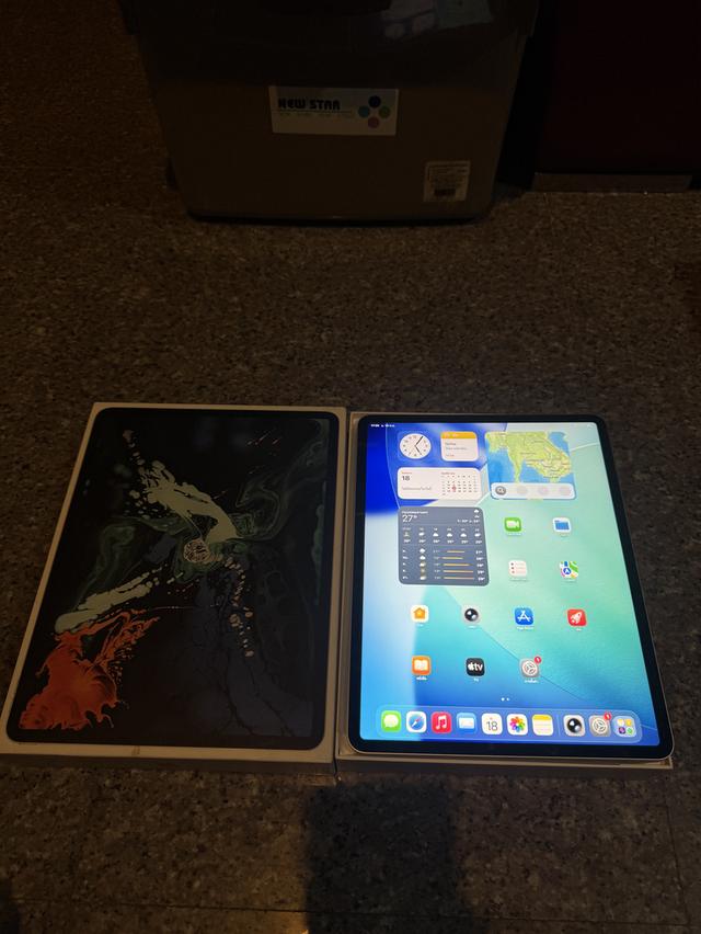 ขายๆๆๆถูกๆๆiPadPro12.9สีหายากSilver256กิ๊กWifi Only มีกล่องอีมี่ตรงการใช้งานดีเยี่ยม100%ทุกๆฟังชั่นรีสโตได้ตลอดไม่มีติดไอคราวModel TH/A ( จอไม่เหลืองห
