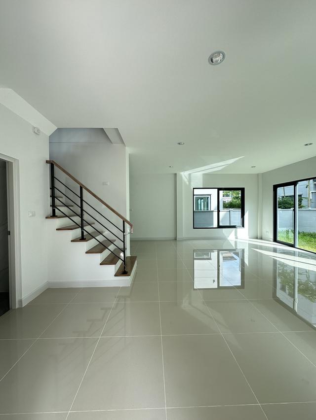 บ้านแฝด 3 ชั้น บ้านกลางเมือง ดิ อิดิชั่น ศรีนครินทร์-สวนหลวง  4