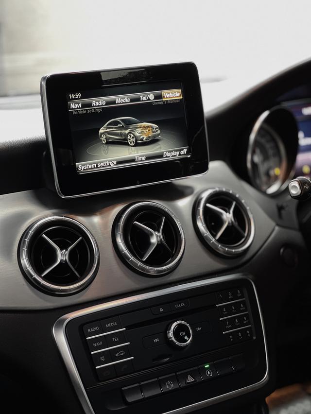 Benz CLA250 AMG 6