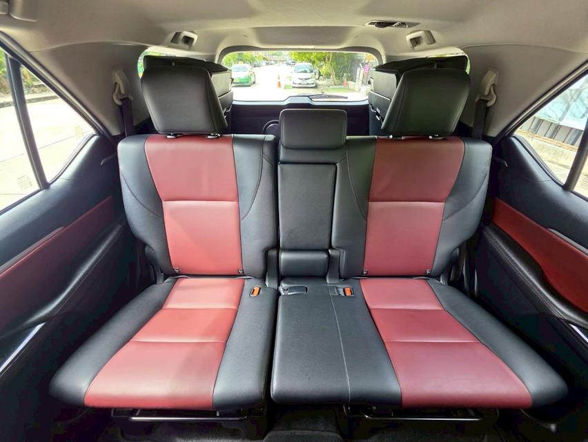 Toyoya Fortuner 2.8TRD 4wd ปี19 12