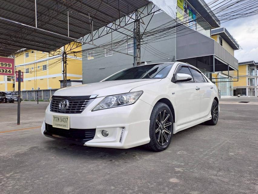 TOYOTA CAMRY 2.0 G EXTREMO ปี2014 สีขาว รถประวัติดี เข้าศูนย์ตลอด ไม่เคยติดแก๊ส น้ำมันล้วนๆ
