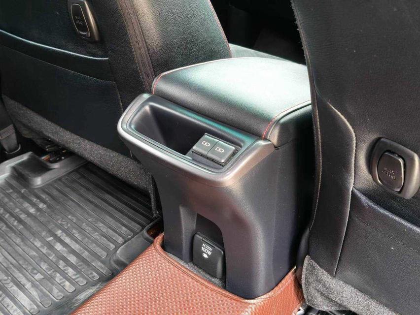 TOYOTA FORTUNER 2.8 GR SPORT BLACK TOP 4WD ปี 2023 รูปที่ 5