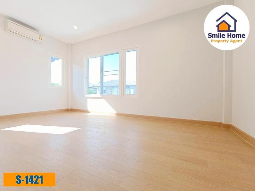 Centro ศรีนครินทร์–บางนา ใกล้สวนหลวง ร.9 12