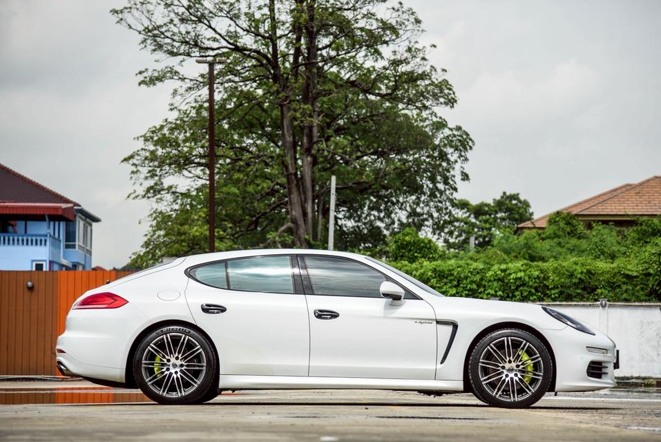 รหัสรถ CBL1233 Porsche Panamera 4S E-Hybrid AT 2015 3