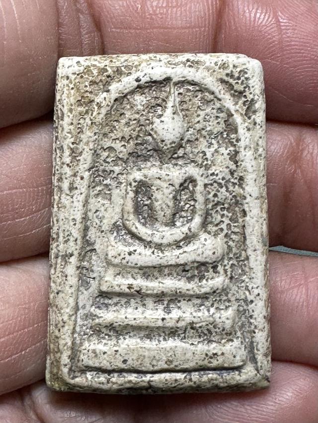 พระสมเด็จพิมพ์ใหญ่ เนื้อเก่า