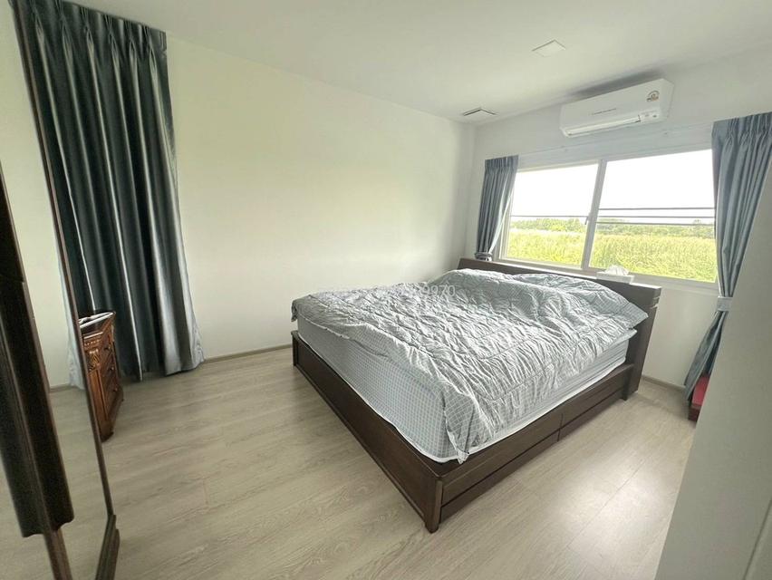 ขายบ้านพร้อมผู้เช่าสัญญา 2 ปี แปลงมุม หมู่บ้านสีวลี ศรีนครินทร์-ร่มเกล้า 87 ตร.ว. 4 ห้องนอน อายุบ้านไม่ถึง 2 ปี ใกล้ถ.กรุงเทพกรีฑา 6