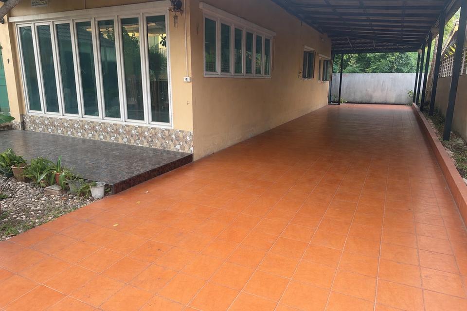 บ้านเดี่ยว 2 ชั้น  หมู่บ้านแอดโฮม ศรีราชา ชลบุรี 2