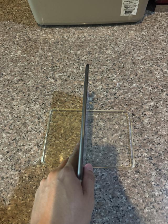 ขายๆๆๆถูกๆๆiPadMini5สีSpace Gray 64กิ๊กWifi Only ใช้งานดีทุกๆฟังชั่นสูนTrueทุกๆฟังชั่นรีสโตได้ตลอดไม่มีติดไอคราวModel TH/A ( จอขาวจั๊วๆไม่มีเหลืองไม่ม 5